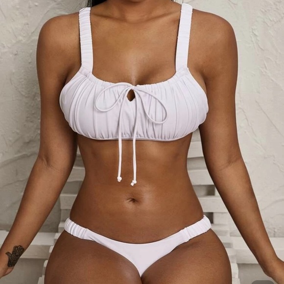 SHEIN Other - NWT White Bikini w/ High Cut Cheeky Bottoms LARGE
